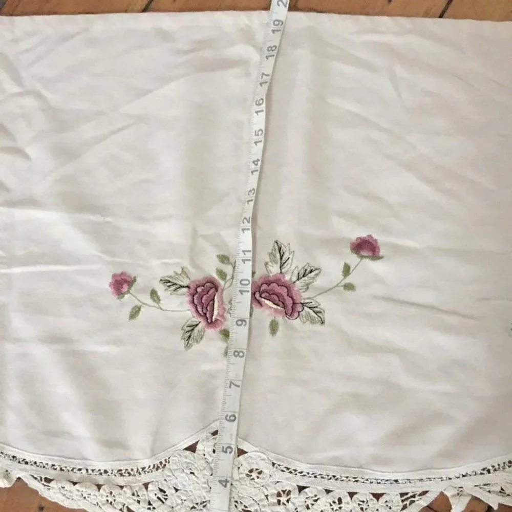 Curtain Valance Vintage White Cotton Floral  19x84